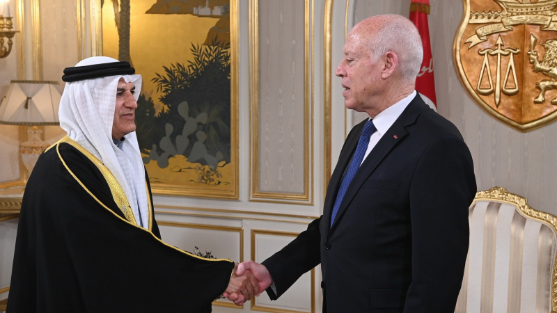 قيس سعيّد يستقبل سفير البحرين بمناسبة انتهاء مهامه بتونس